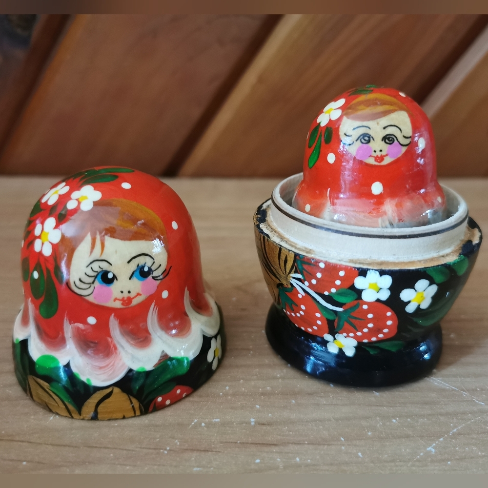 Set of 3 Nesting Dolls - Picture 6 of 7